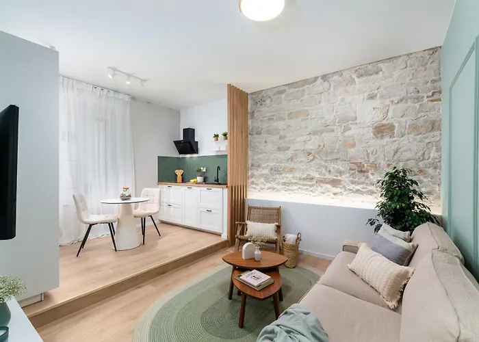 New Premium Apartment Rivetta
